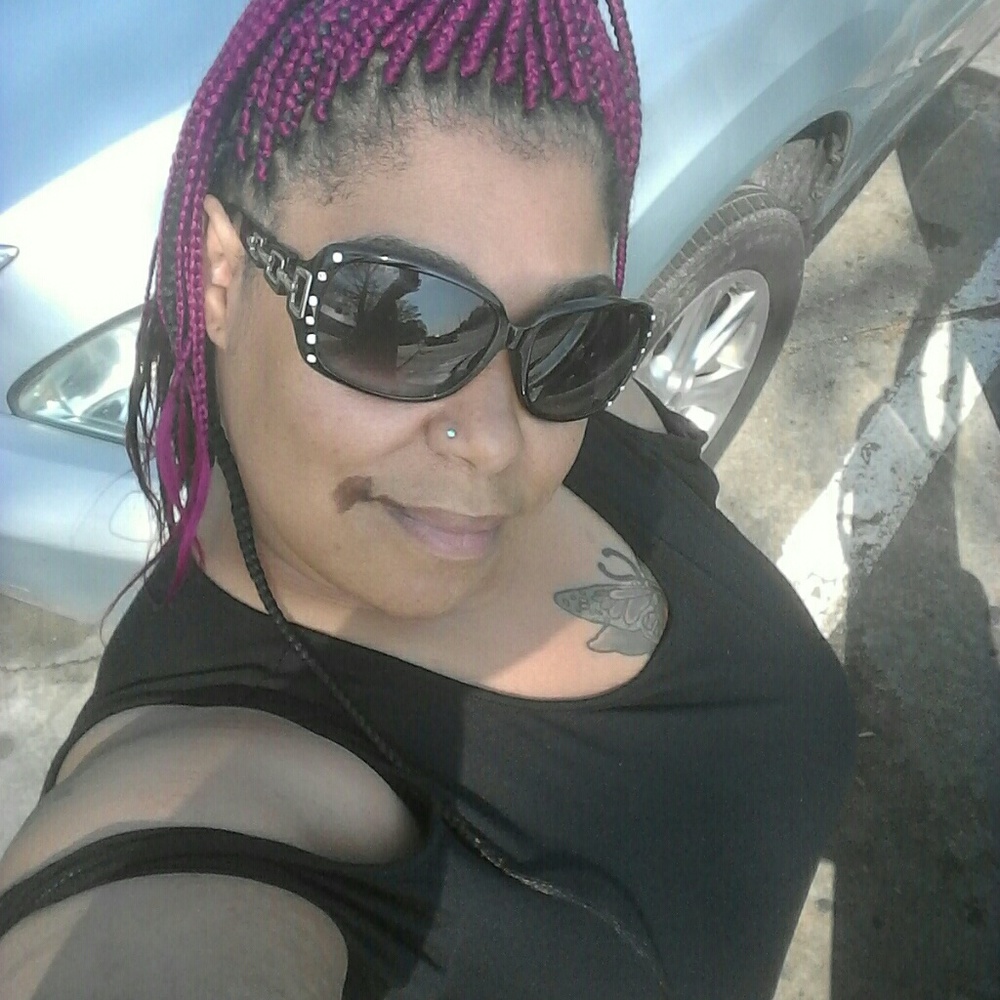 Meet your Posher, Tamricka