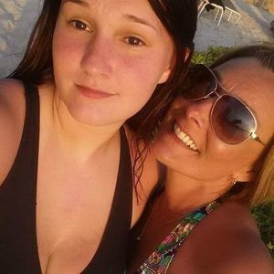 Meet your Posher, Angie