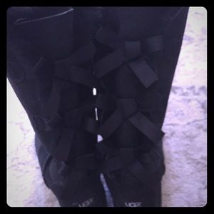 Black tall uggs with bows