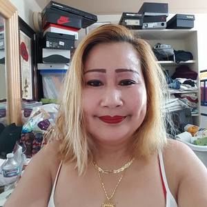 Meet your Posher, Nelia