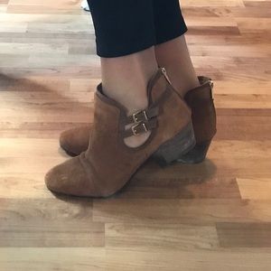 Ankle booties!