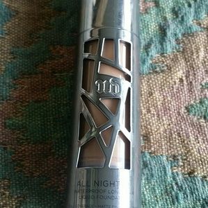 Urban Decays All Nighter Foundation in* 8.0