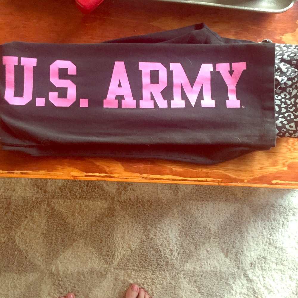 Army VS Pink yoga pants!