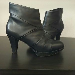 Black Raffini leather ankle boots