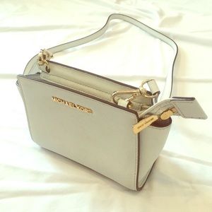 Michael Kors Crossbody purse