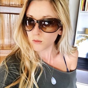 Gucci Authentic Oversized Crystal Sunglasses 😎