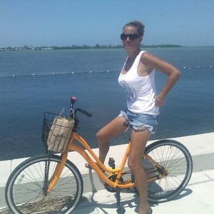 Meet your Posher, Angie