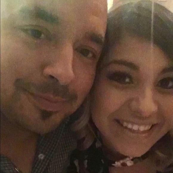 Meet your Posher, Joelda - Picture 1 of 1