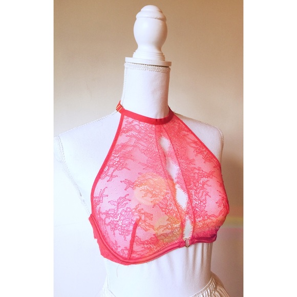 . {VICTORIA'S SECRET} Very sexy chantilly lace bra - Picture 4 of 8