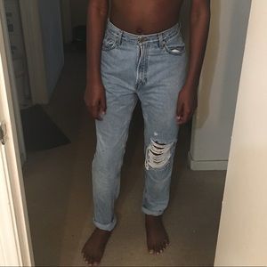 Vintage distressed high waisted jeans