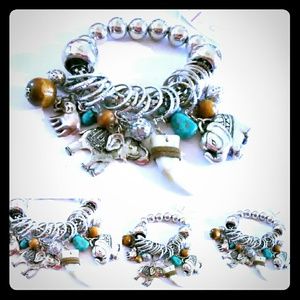 Gorgeous elephant stretch charm bracelet