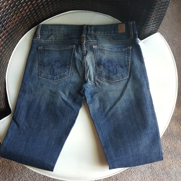 Guess Jeans - Picture 4 of 5