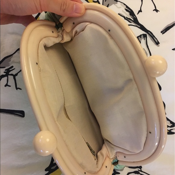 Mint green vintage kiss lock coin purse Zooey - Picture 2 of 4