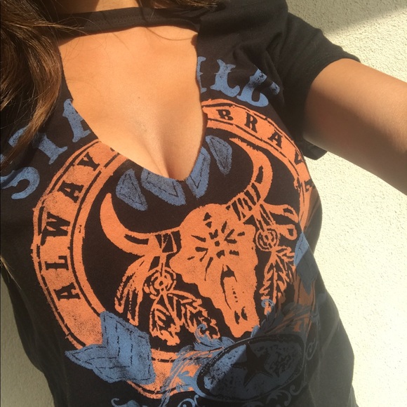 LAST size L - Picture 2 of 2