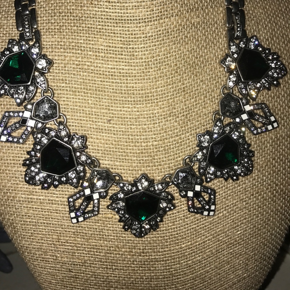 Maven convertible statement necklace