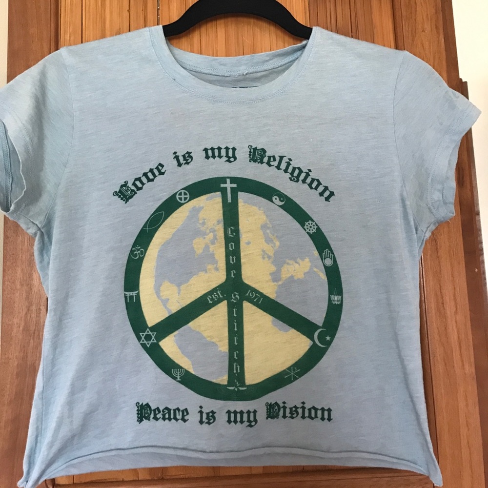 Love Stitch Cropped Peace Tee✌🏼