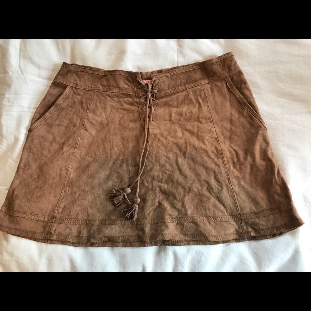 NWT Fessura Lace Up Suede Mini Skirt