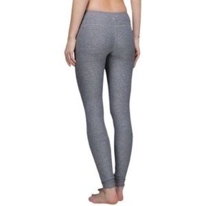 Lululemon Gray Wunder Unders size 4