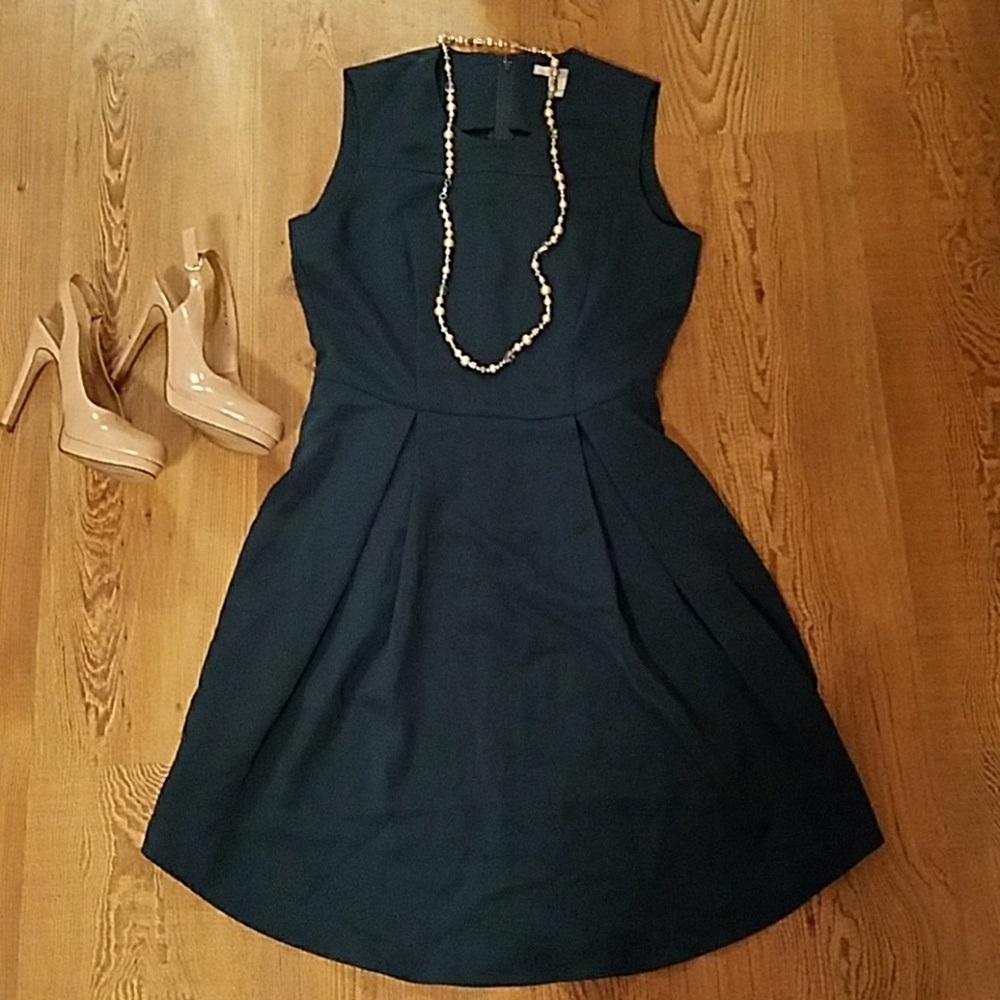 H&M  Green Skater Dress