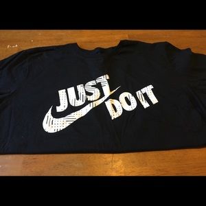 Men's Nike short sleeve tshirt xoxo