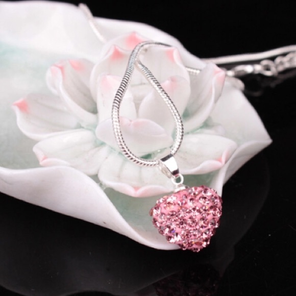 💖Clay Heart Necklace💖 - Picture 3 of 4