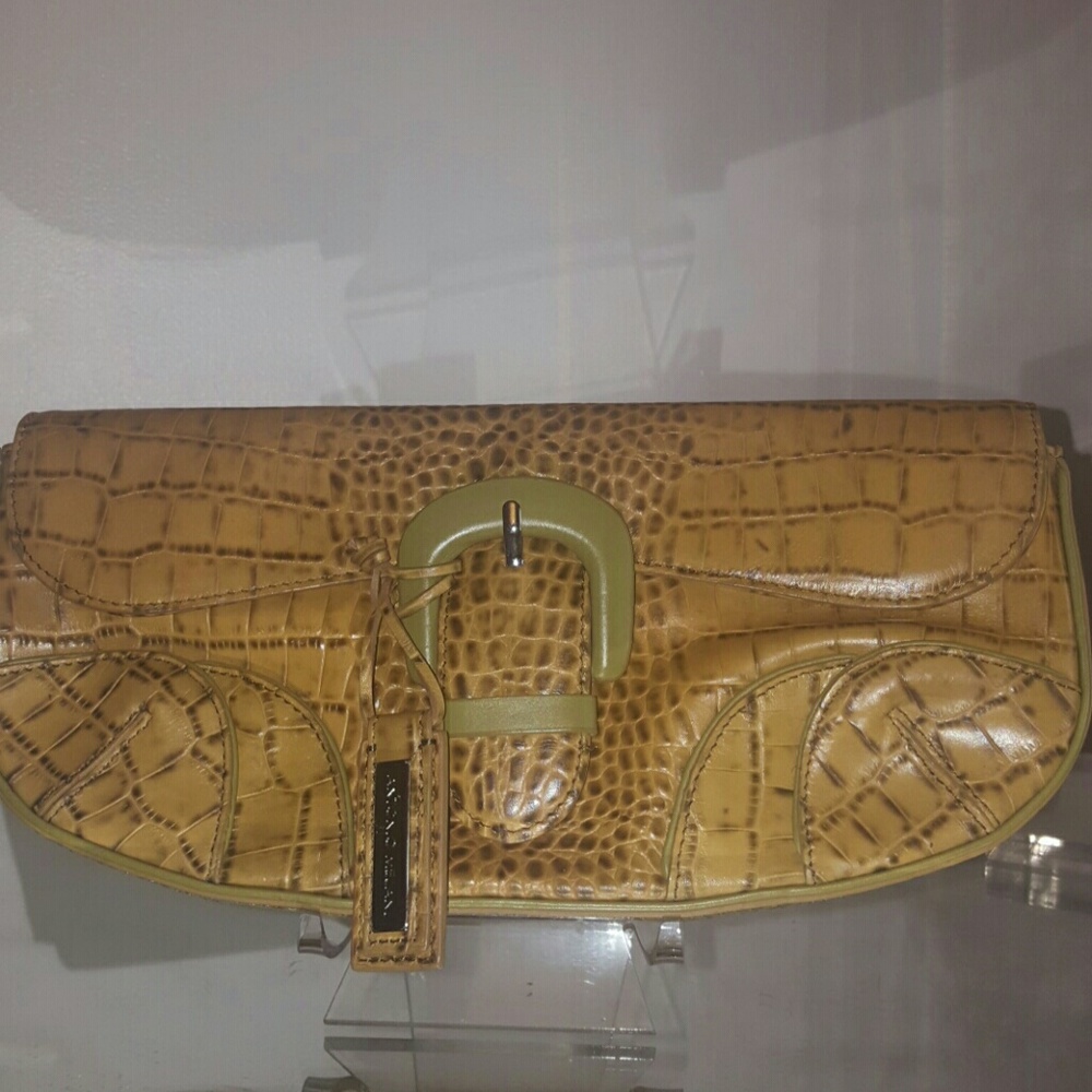 ❤ANTONIO MELANI LEATHER CLUTCH HANDBAG ❤