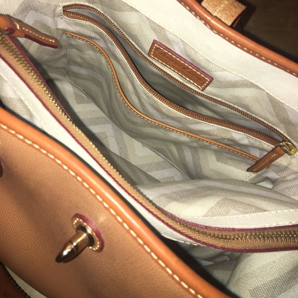 Donney & Bourke - Picture 4 of 5