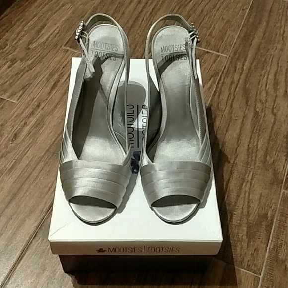 Mootsies Tootsies Shoes - Mootsies Tootsies Silver Heels