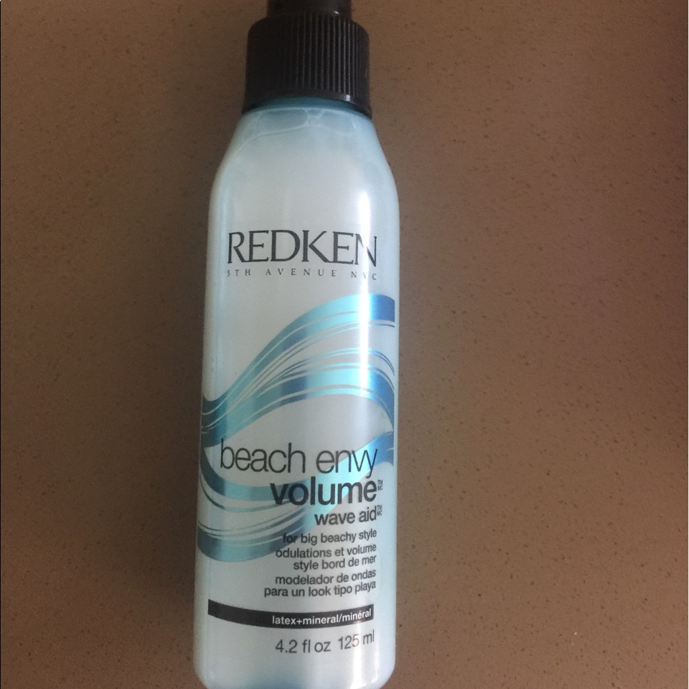 Redken beach waves spray