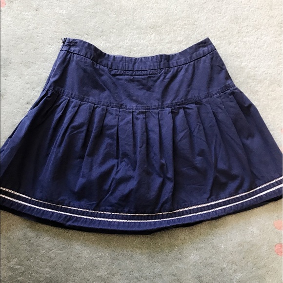 Teenie Weenie nautical skirt with build in shorts - Picture 2 of 4