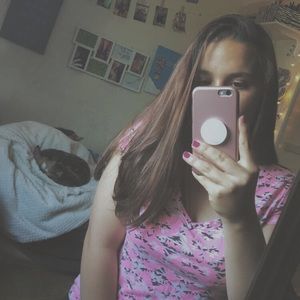 Meet your Posher, Hailey