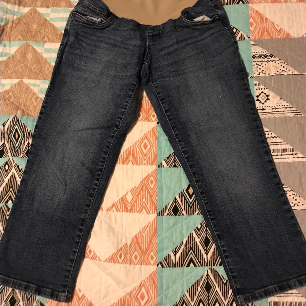 Maternity Capris size M