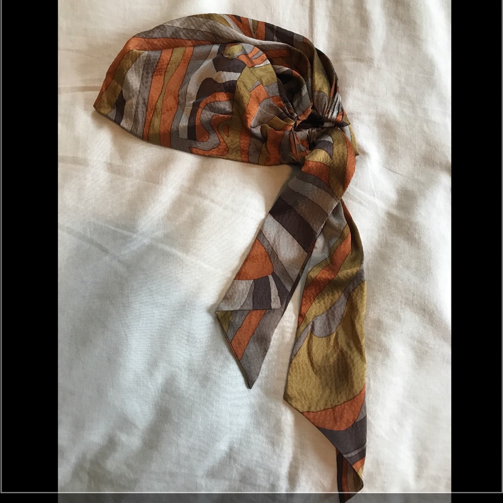 Gigi Swirl Printed Headscarf