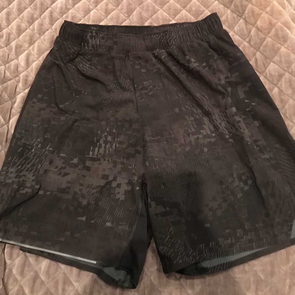 Lululemon Shorts NWT