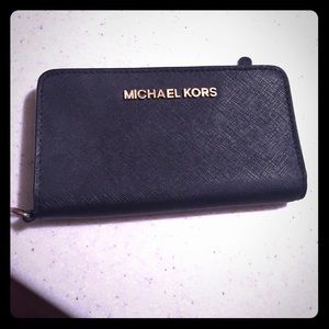 Michael Kors wristlet