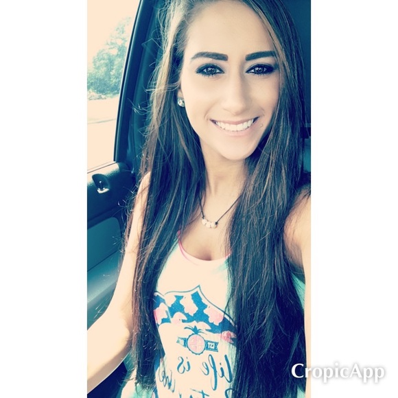 Meet your Posher, Kat - Picture 8 of 8