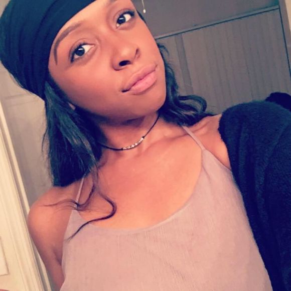 Meet your Posher, Bianca - Picture 1 of 1