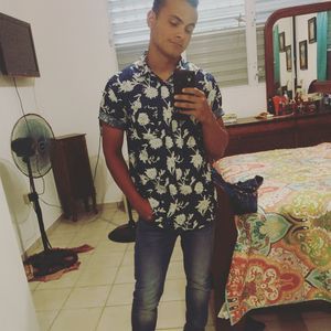 Meet your Posher, Eduardo