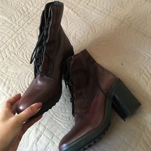 Burgundy Chunky heel boots