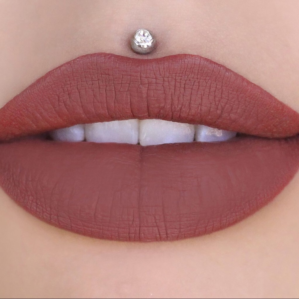 Jeffrey Star Velour Liquid Lipstick in Gemini 💄