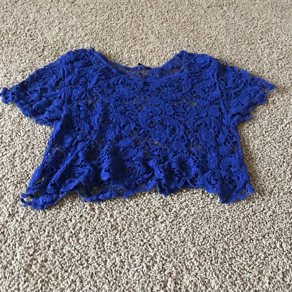 Blue Express cropped crocheted top!