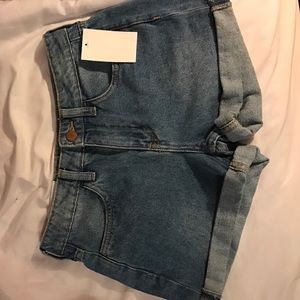 H & M regular waist shorts
