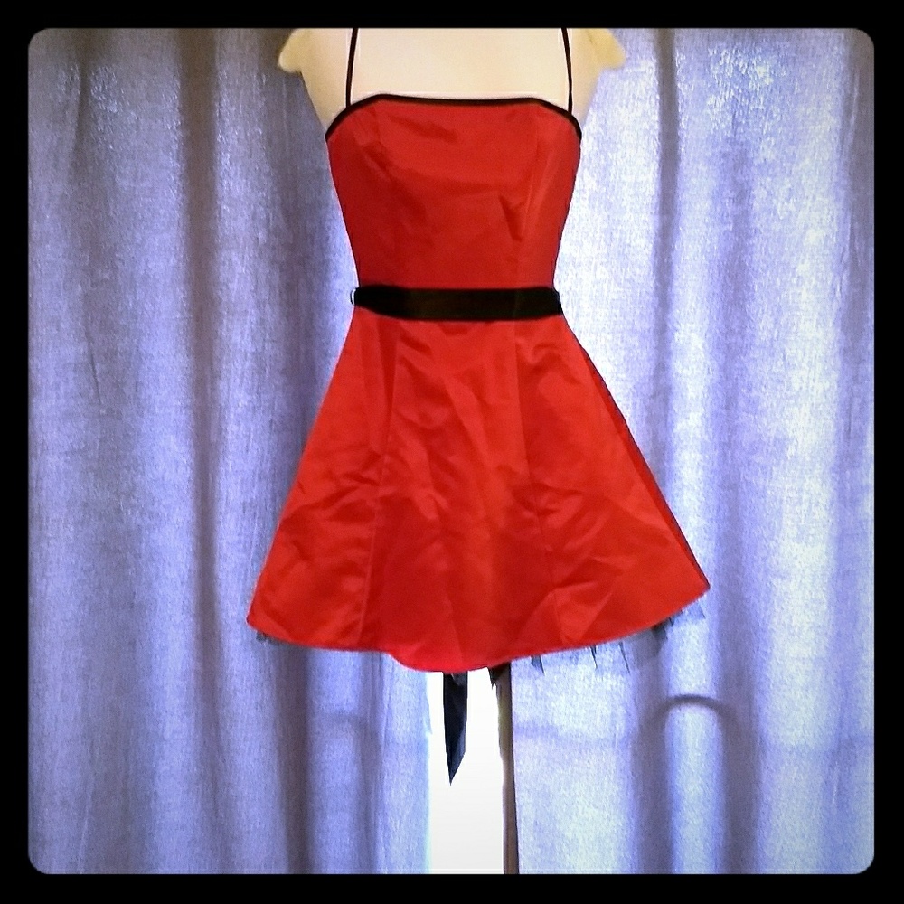 Strapless cocktail dress 💃SALE💃