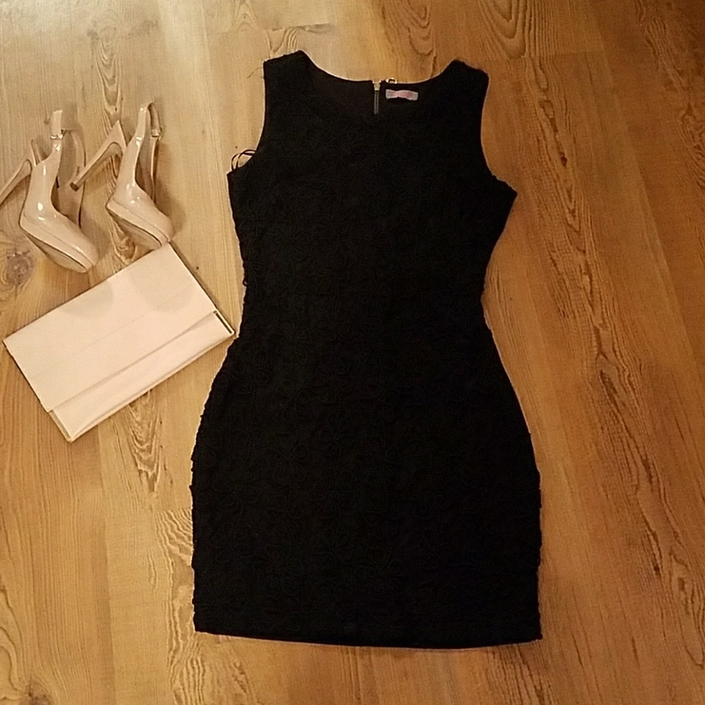 Black bodycon mini