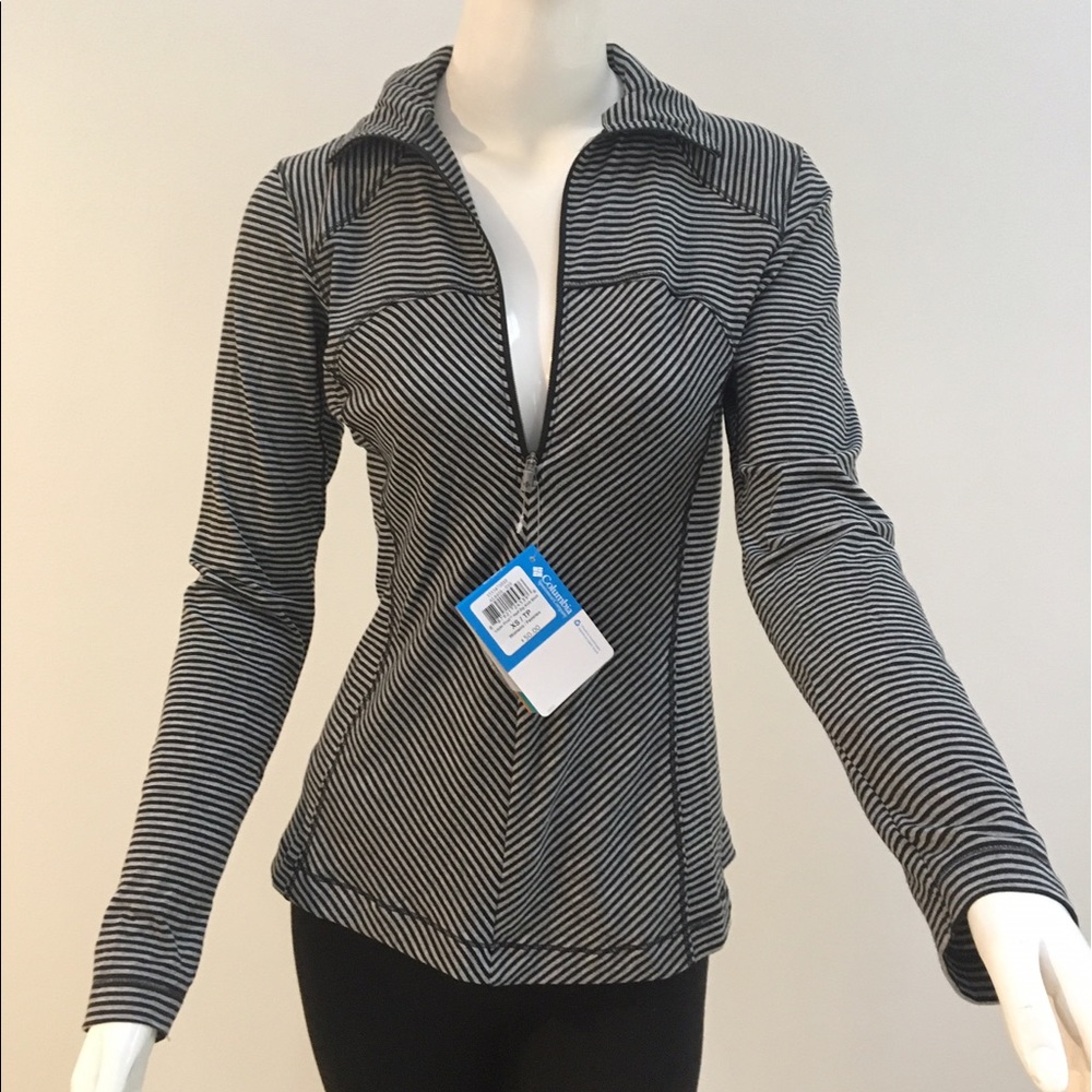Lightweight Pullover with SPF 40!! NWT!!