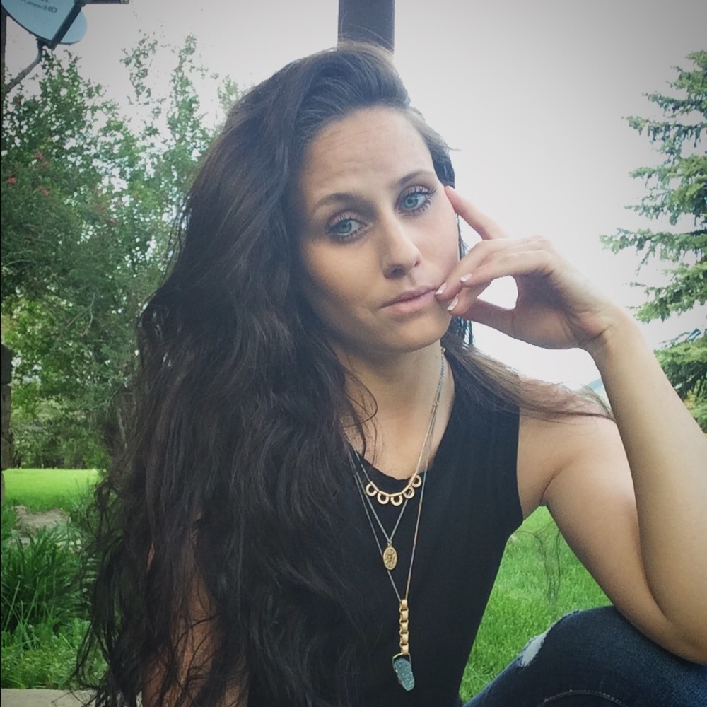 Meet your Posher, Carolyn