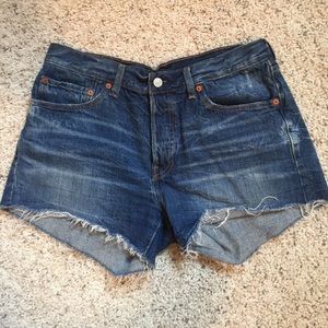 501 Levi Cutoff Shorts