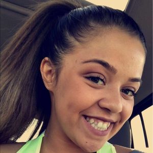 Meet your Posher, Delaney