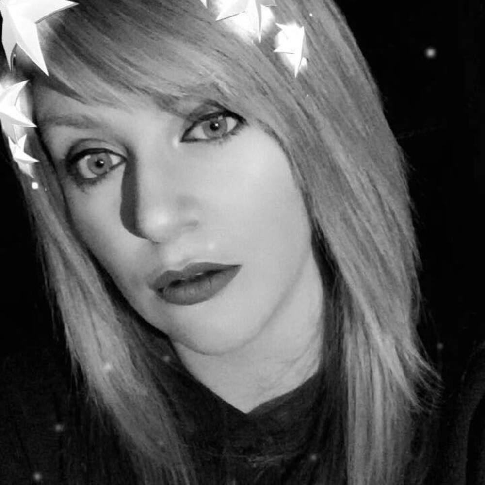 Meet your Posher, Kendra