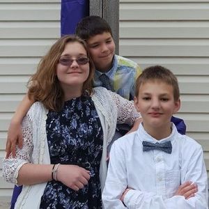 Meet your Posher, Veronica